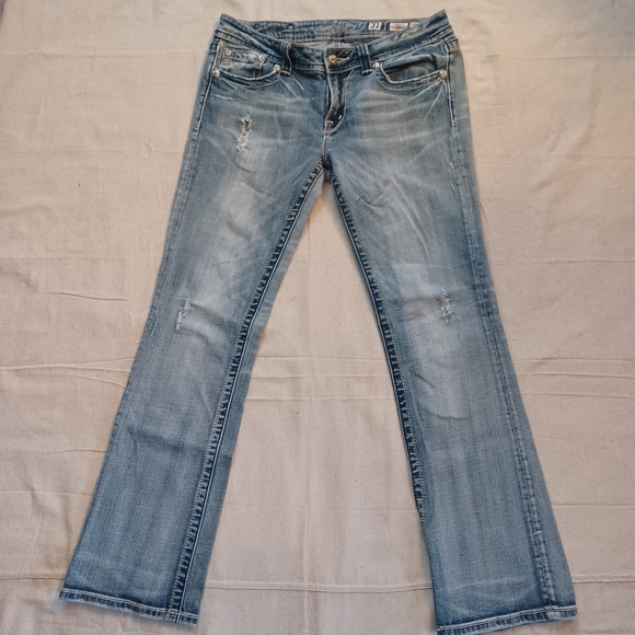 Miss Me Embellished Distressed Bootcut Jeans Women's Waist 31 Inseam 32 - Picture 6 of 15